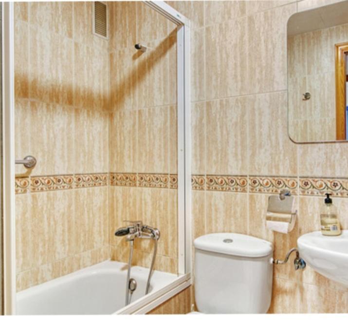 Kennedy III Apartment Бенидорм Екстериор снимка