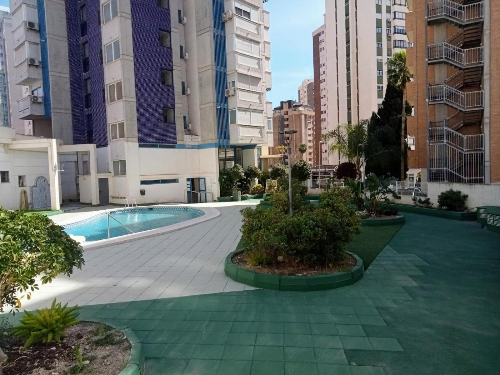 Kennedy III Apartment Бенидорм Екстериор снимка