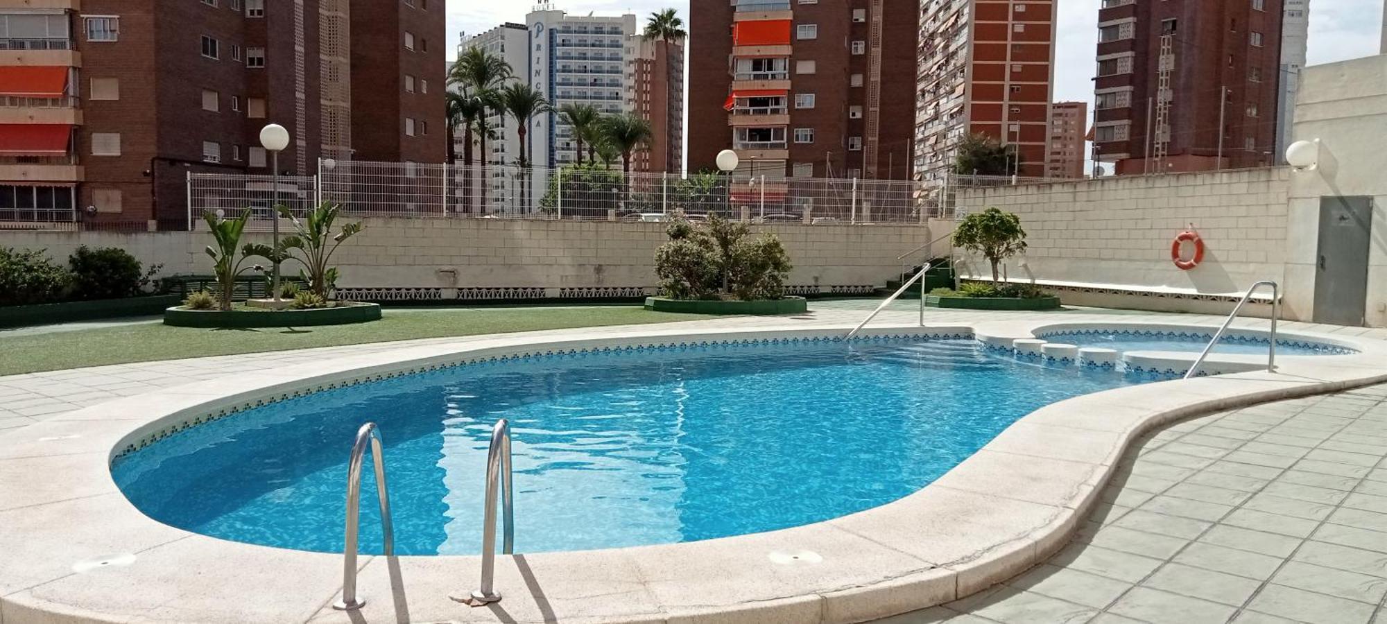 Kennedy III Apartment Бенидорм Екстериор снимка